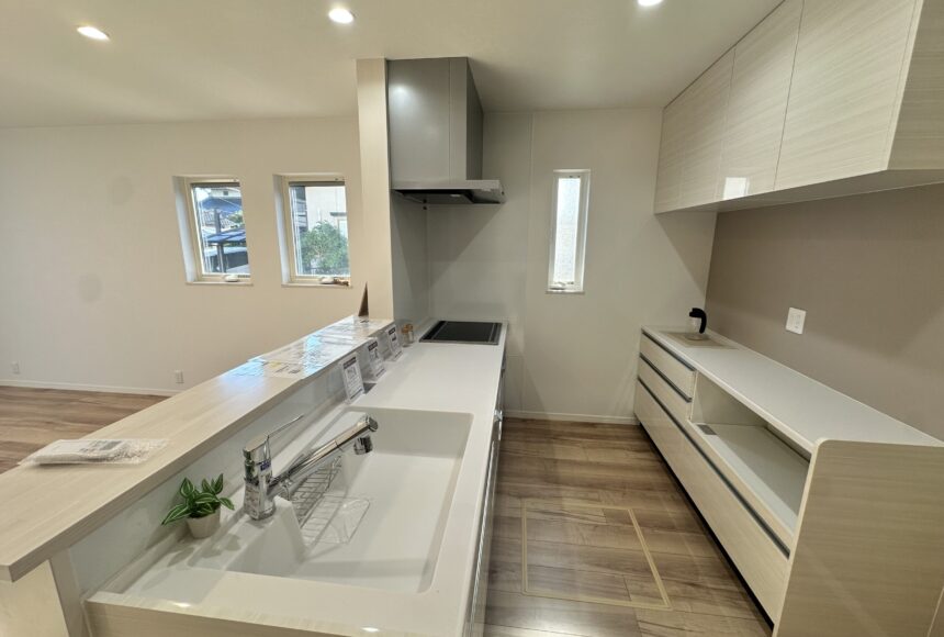 熊本市南区近見3丁目　２階建　４LDK