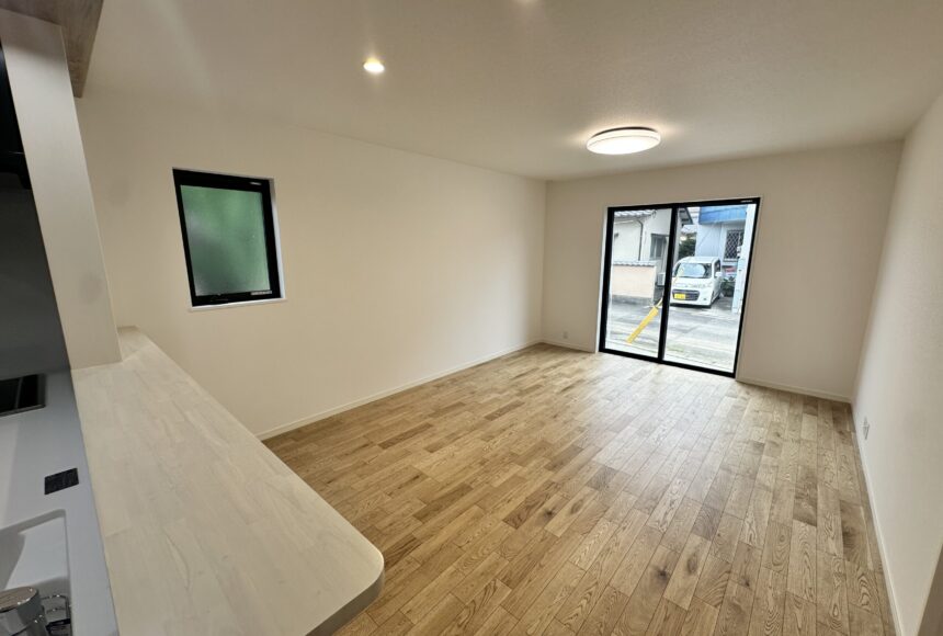 熊本市南区良町3丁目　２階建　４SLDK