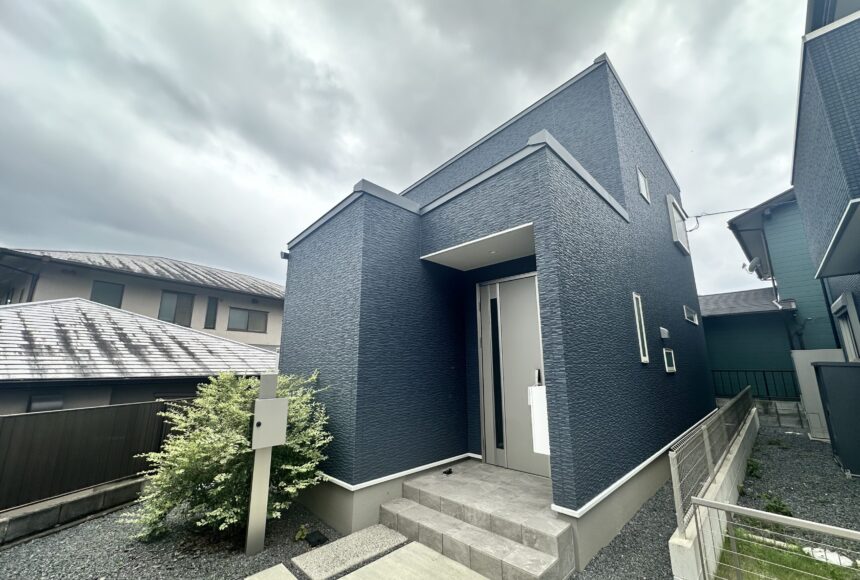 熊本市東区東野2丁目　２階建　４LDK