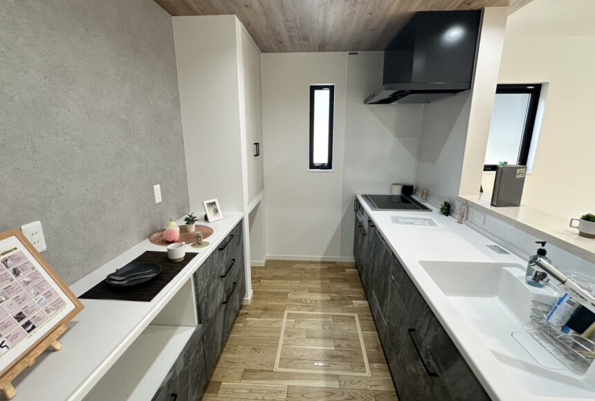 熊本市北区舞尾　２階建　４SSLDK