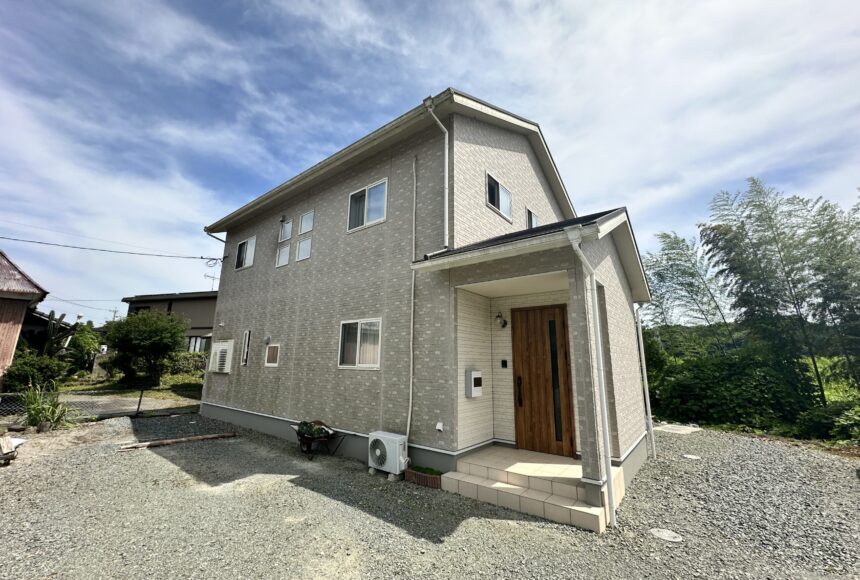 山鹿市西牧 2階建 5LDK