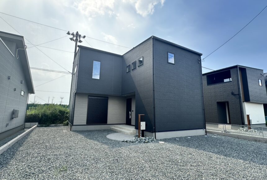 合志市豊岡12号地　２階建　４SLDK