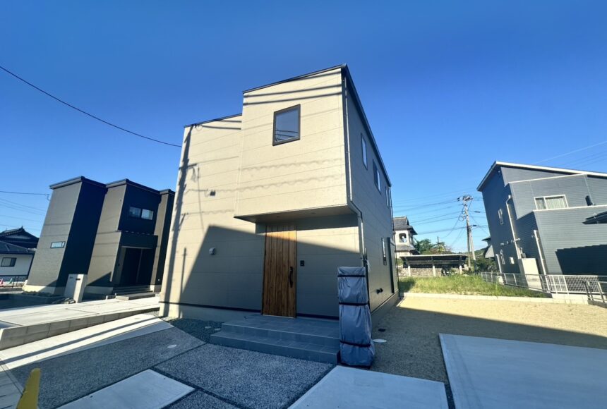 宇土市松山町12号地　２階建　４SLDK