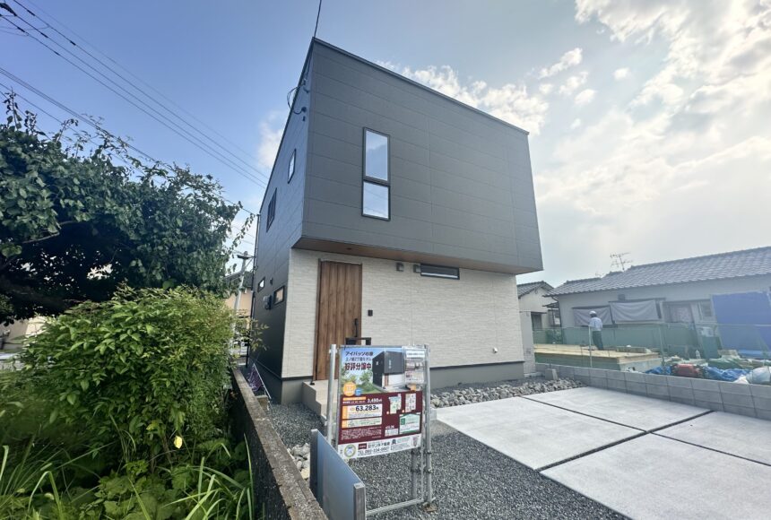 熊本市南区上ノ郷2丁目　２階建　４SLDK
