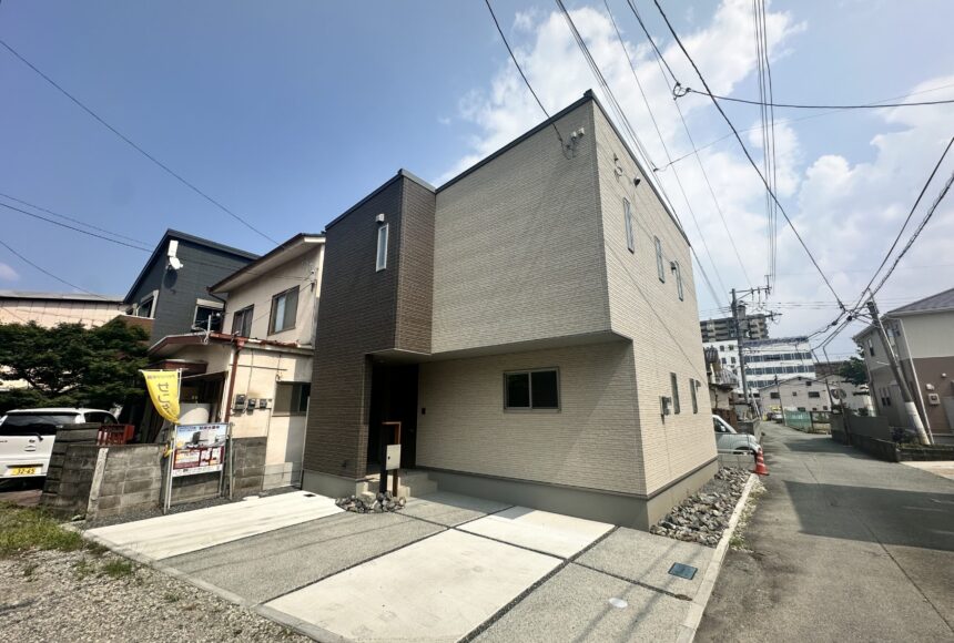 熊本市中央区本山2丁目　2階建　４SLDK