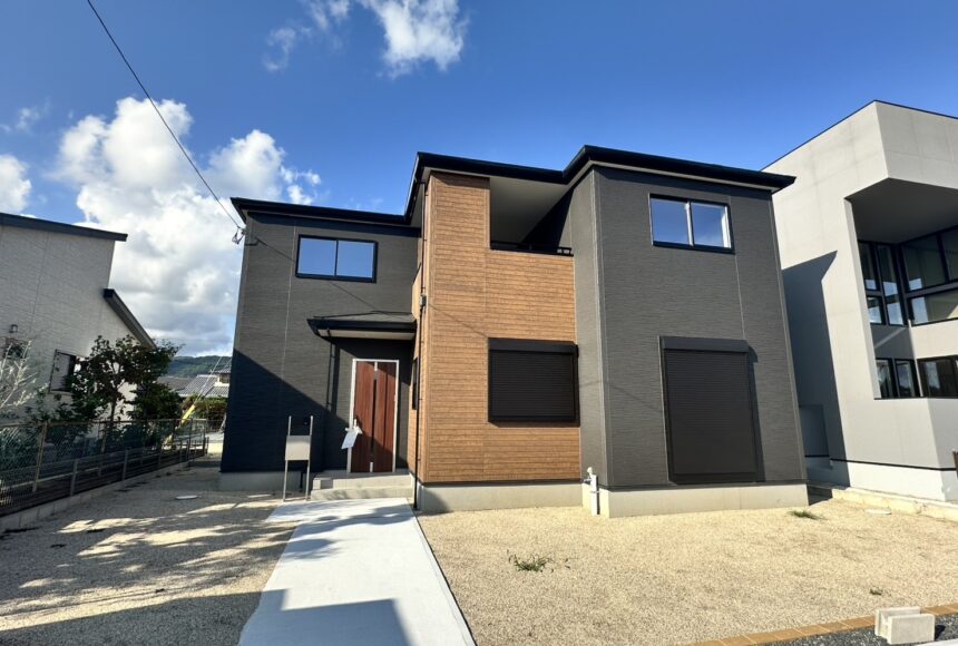 熊本市西区城山半田2丁目6号棟　2階建　4LDK