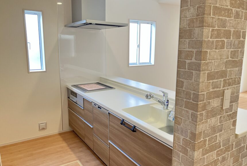 熊本市北区鶴羽田1丁目　2号棟　2階建　４LDK