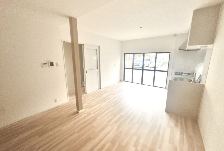 熊本市中央区島崎1丁目　2階建　3LDK