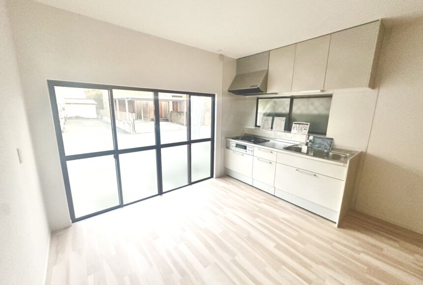 熊本市中央区島崎1丁目　2階建　3LDK