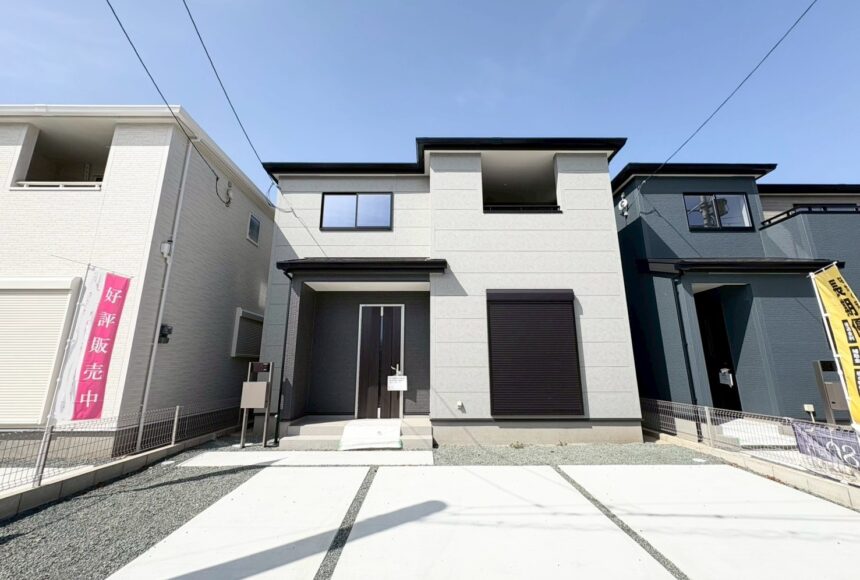 北区龍田第4　2号棟　2階建　4LDK