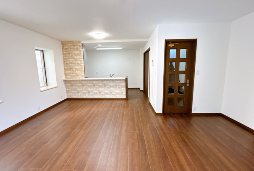 熊本市東区新外2丁目　2階建　4LDK