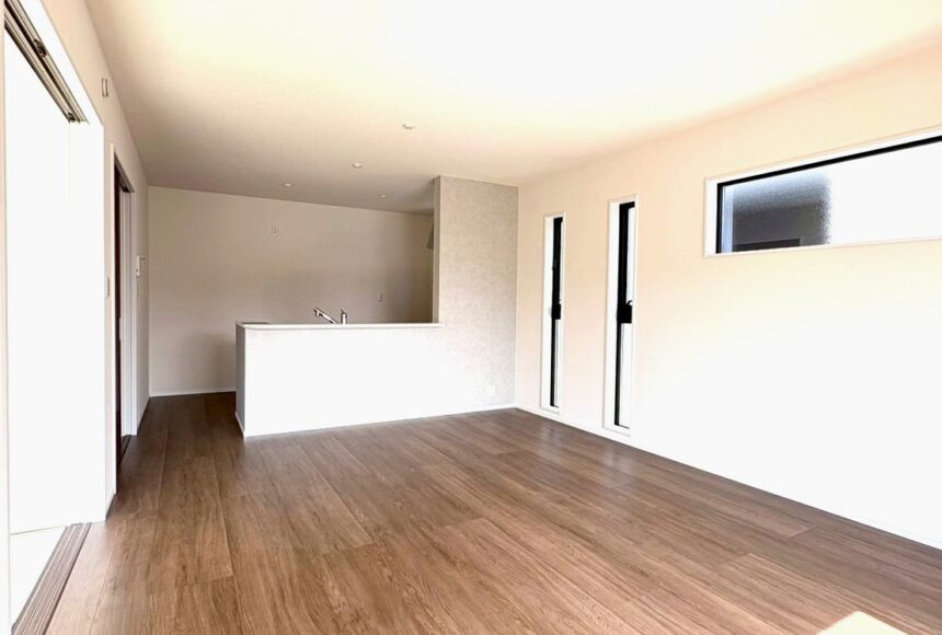 熊本市西区上代3丁目　2号棟　2階建　4LDK