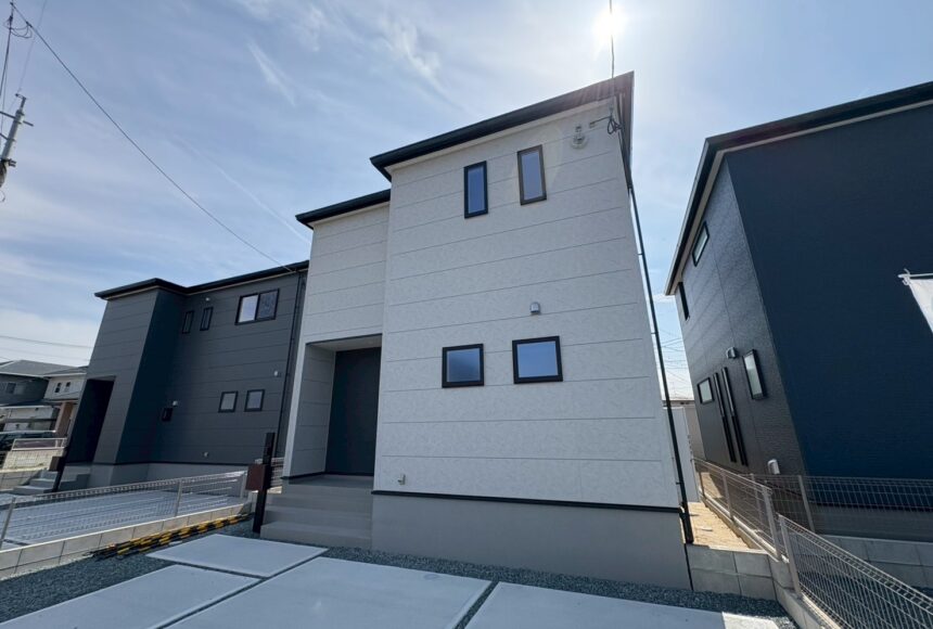 熊本市西区上代3丁目　3号棟　2階建　4LDK