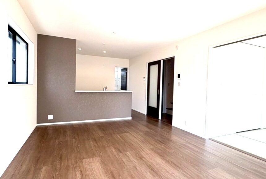 熊本市西区上代3丁目　3号棟　2階建　4LDK