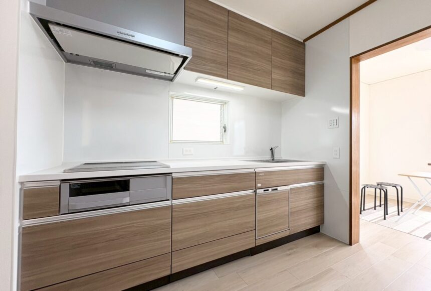 熊本市東区小山5丁目　再生住宅　2階建　4SLDK