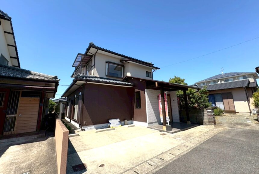 熊本市南区野口1丁目　2階建　4SLDK【再生住宅】