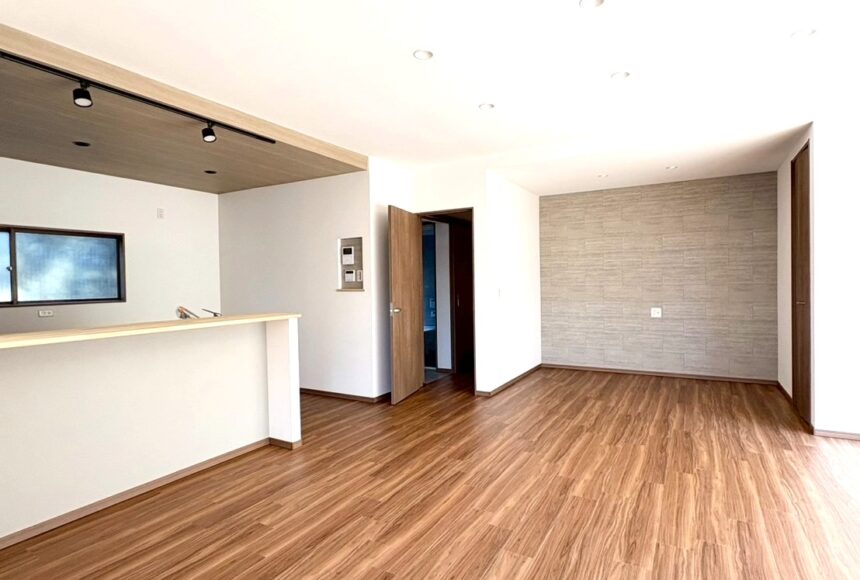 熊本市南区野口1丁目 2階建 4SLDK【再生住宅】 熊本市南区野口1丁目 2階建 4SLDK【再生住宅】