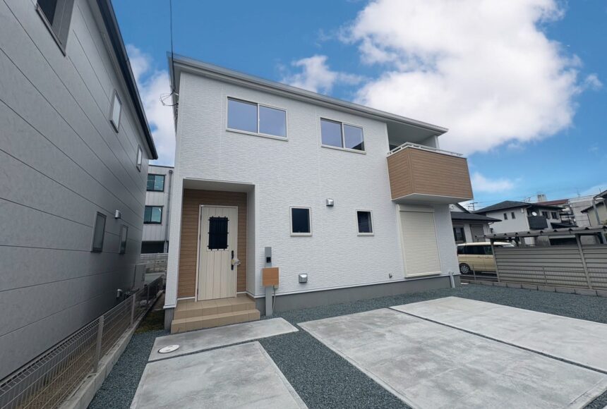 熊本市東区尾ノ上1丁目    2号棟　 2階建　4SLDK