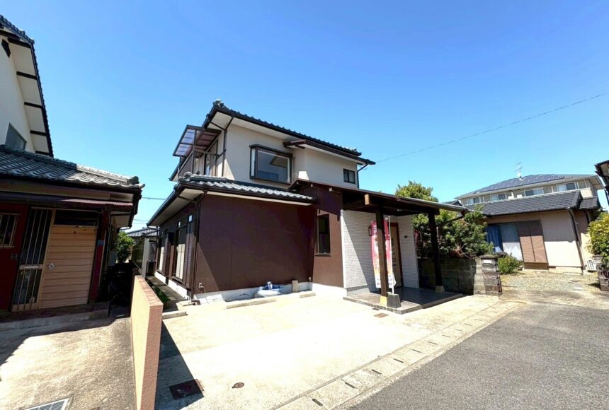 熊本市南区薄場1丁目 　再生住宅　2階建　3LDK