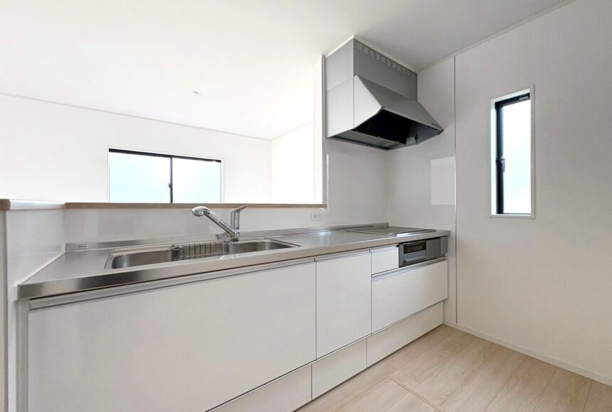 熊本市北区楠野町　第2　1号棟　2階建　4LDK