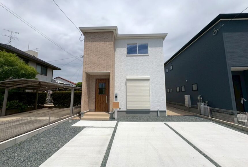 熊本市西区池亀町　2号棟　2階建　4LDK