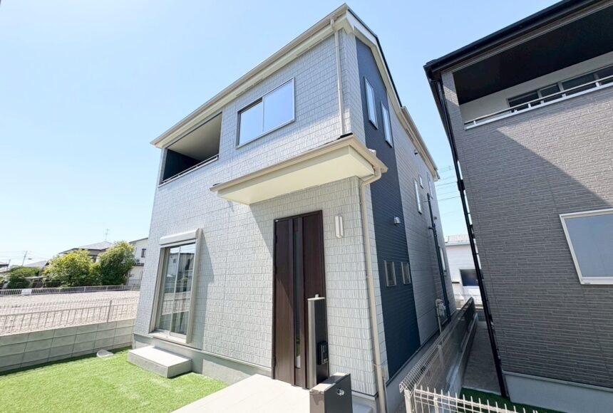 熊本市南区出仲間2丁目　A号棟　2階建　4LDK