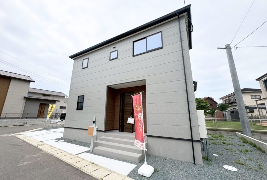熊本市北区楠野町 第2　 2号棟　2階建　4LDK