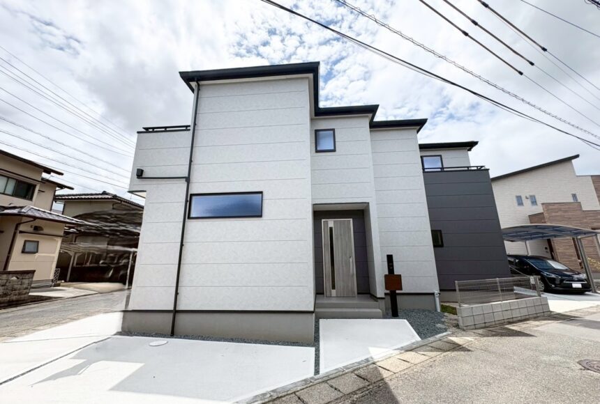 熊本市南区御幸笛田第6 2号棟　2階建　3SLDK＋WIC