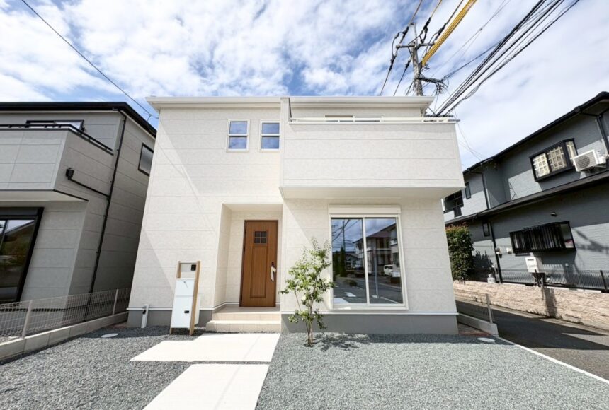 熊本市南区野口1丁目　 6号棟　2階建　4LDK